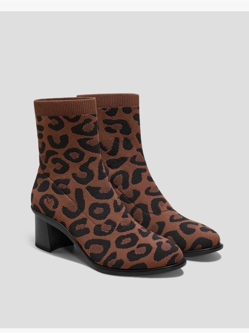NWOB Vivaia Leopard Ankle Boots - Amanda almond toe running boot - Size 42